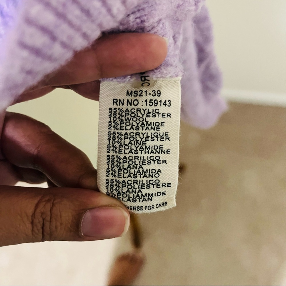 Soft Designer Pullover Sweater - image 5